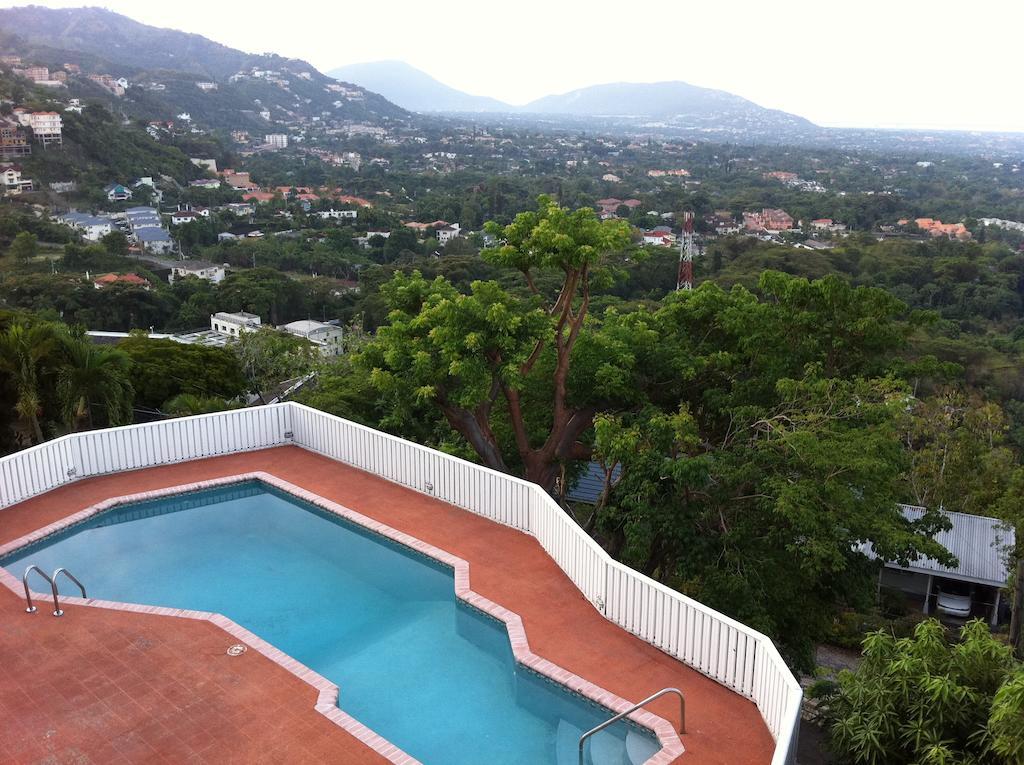 Hill Top Kingston Jamaica Exterior photo