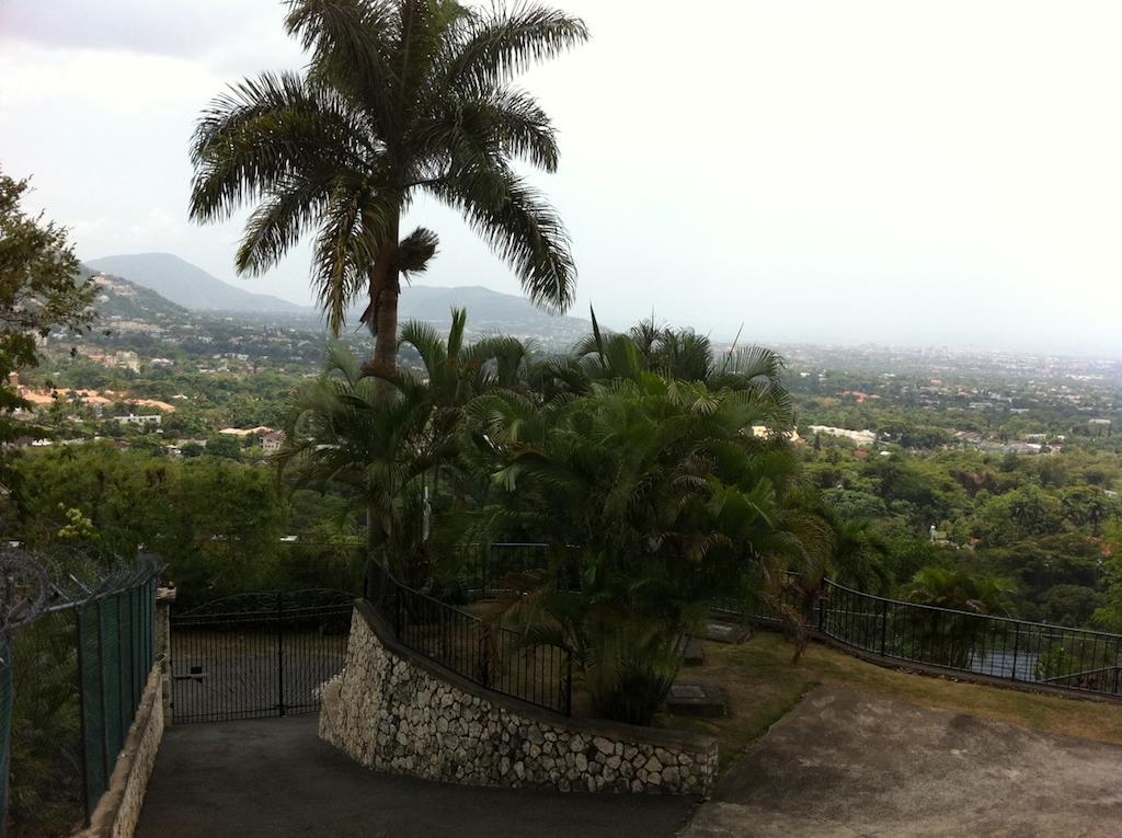 Hill Top Kingston Jamaica Exterior photo