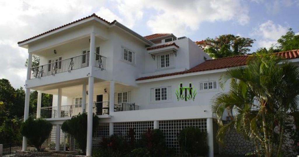 Hill Top Kingston Jamaica Exterior photo